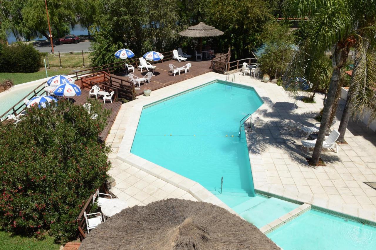 Hotel El Condado Вила Карлос Пас Екстериор снимка