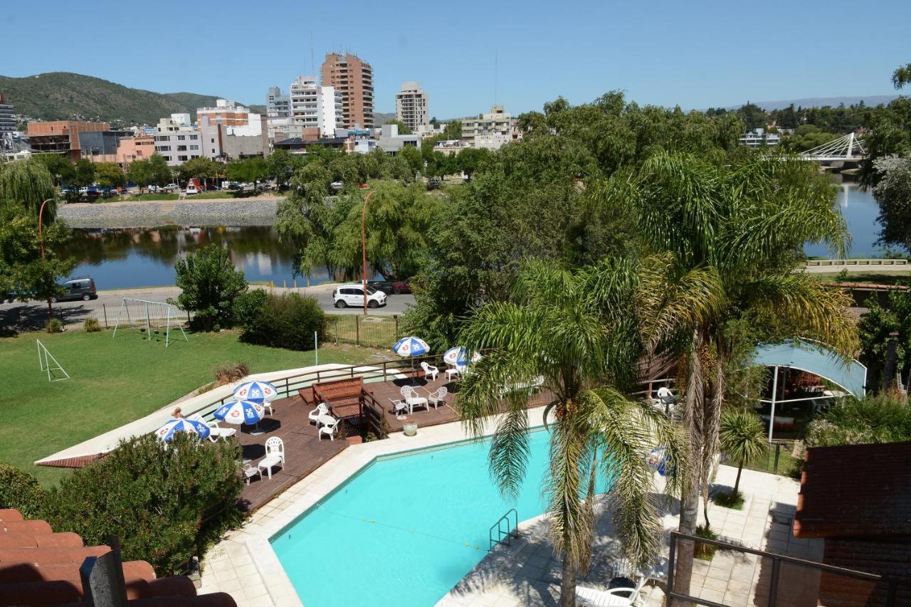 Hotel El Condado Вила Карлос Пас Екстериор снимка