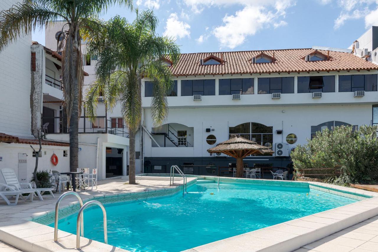 Hotel El Condado Вила Карлос Пас Екстериор снимка