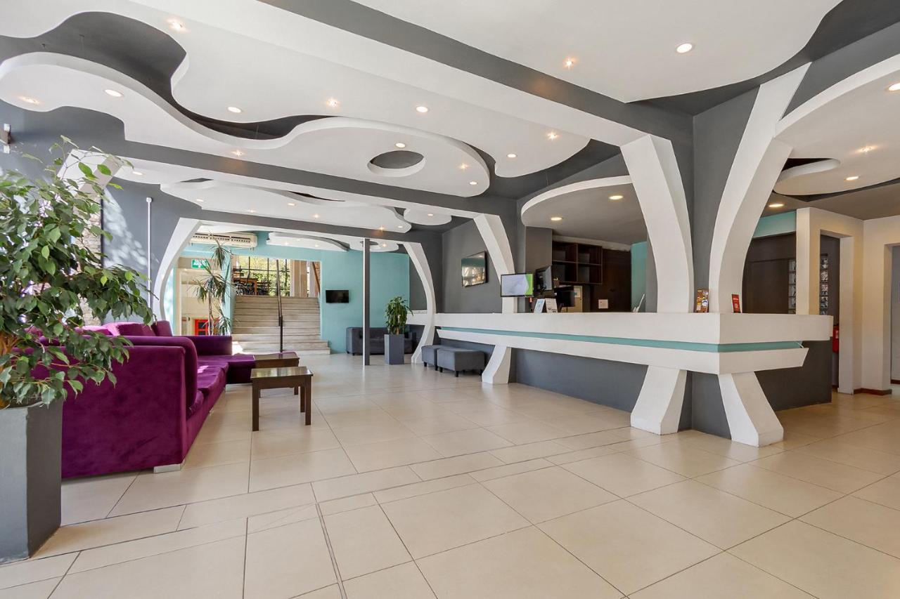 Hotel El Condado Вила Карлос Пас Екстериор снимка