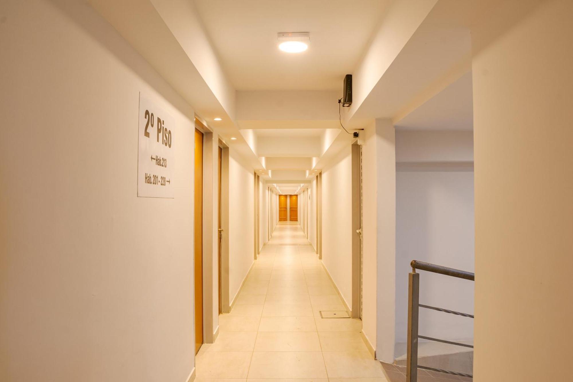 Hotel El Condado Вила Карлос Пас Екстериор снимка