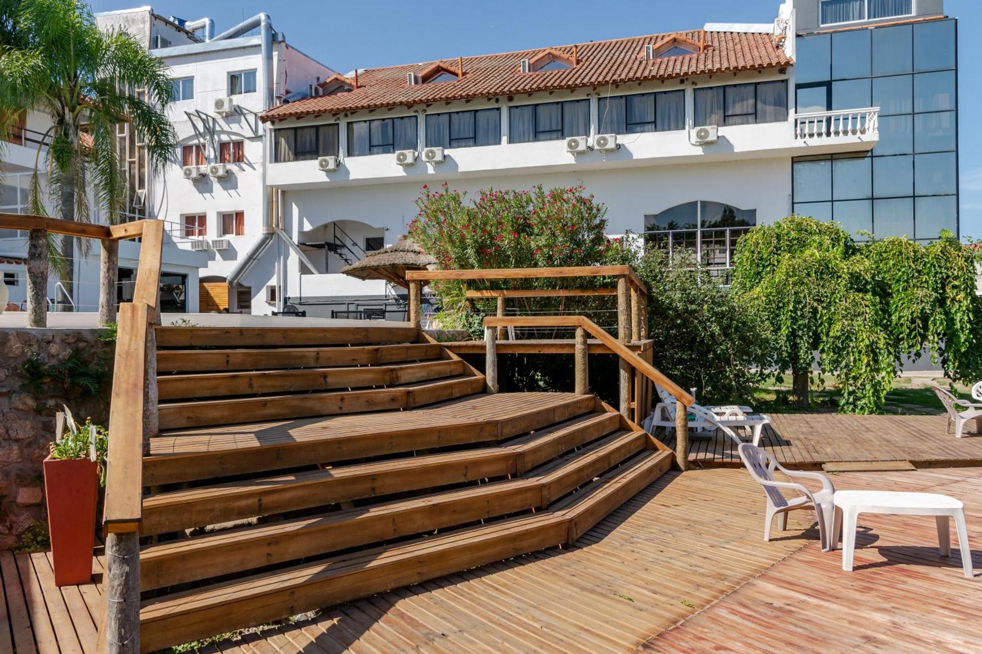 Hotel El Condado Вила Карлос Пас Екстериор снимка