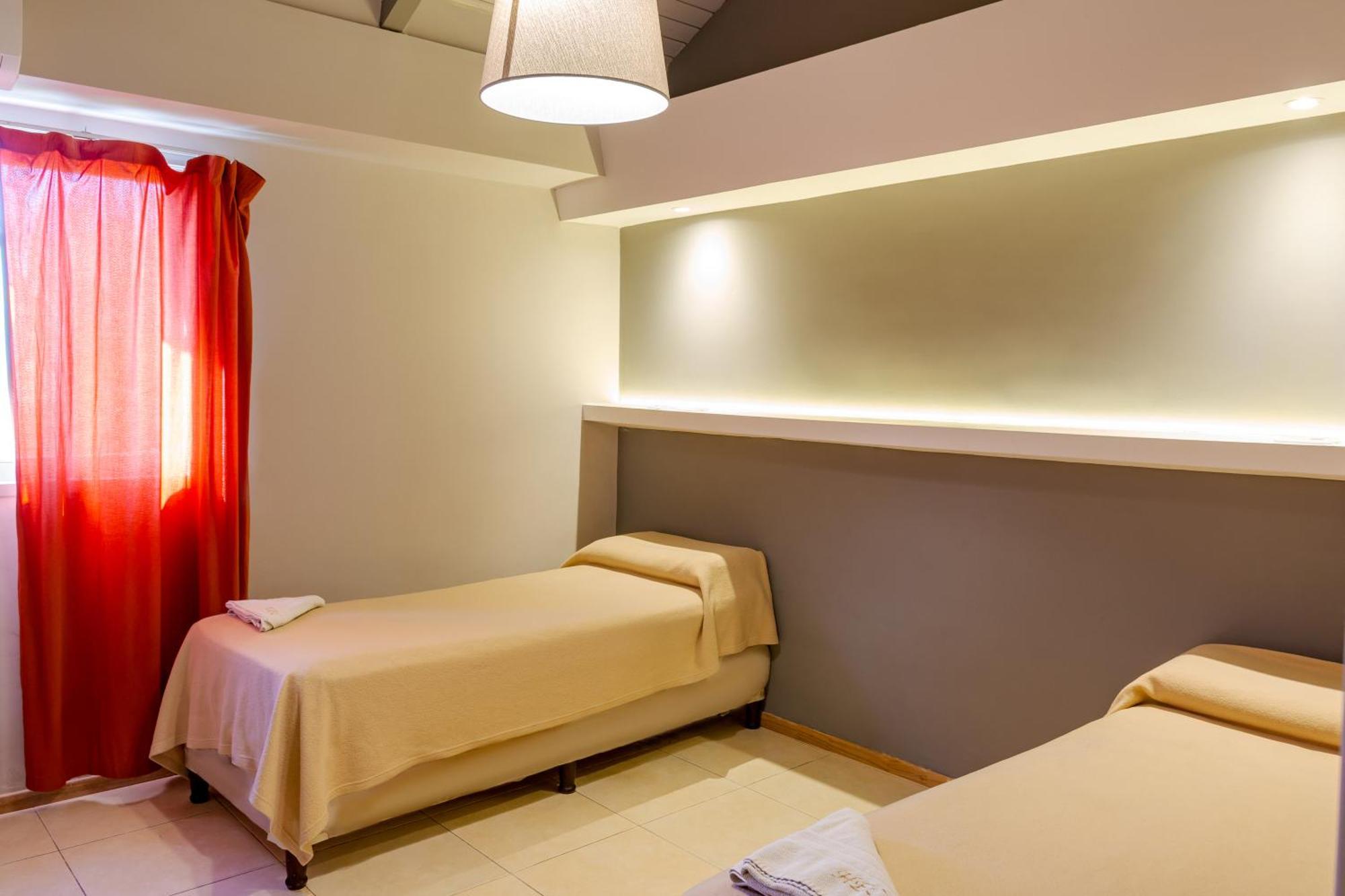 Hotel El Condado Вила Карлос Пас Екстериор снимка