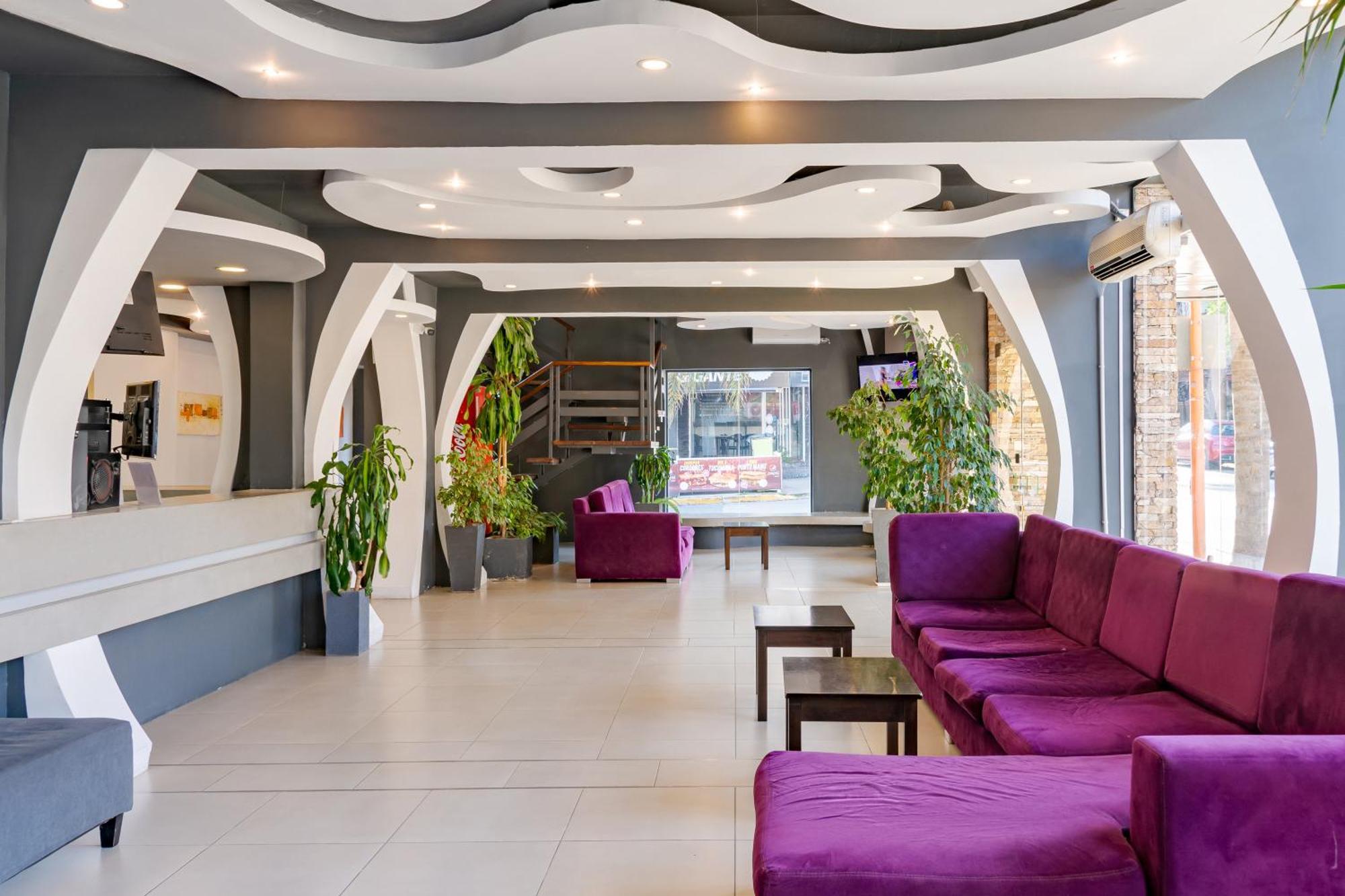 Hotel El Condado Вила Карлос Пас Екстериор снимка